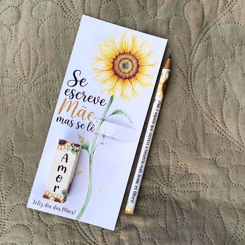 Card Dia das Mães Girassol com Lápis e Bala | Arquivo Digital Studio, PNG e PDF - imagem 2